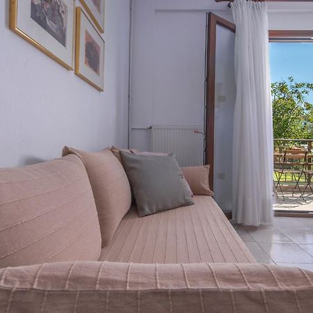 Ferienwohnung Blooming Memories Vourvourou Exterior foto