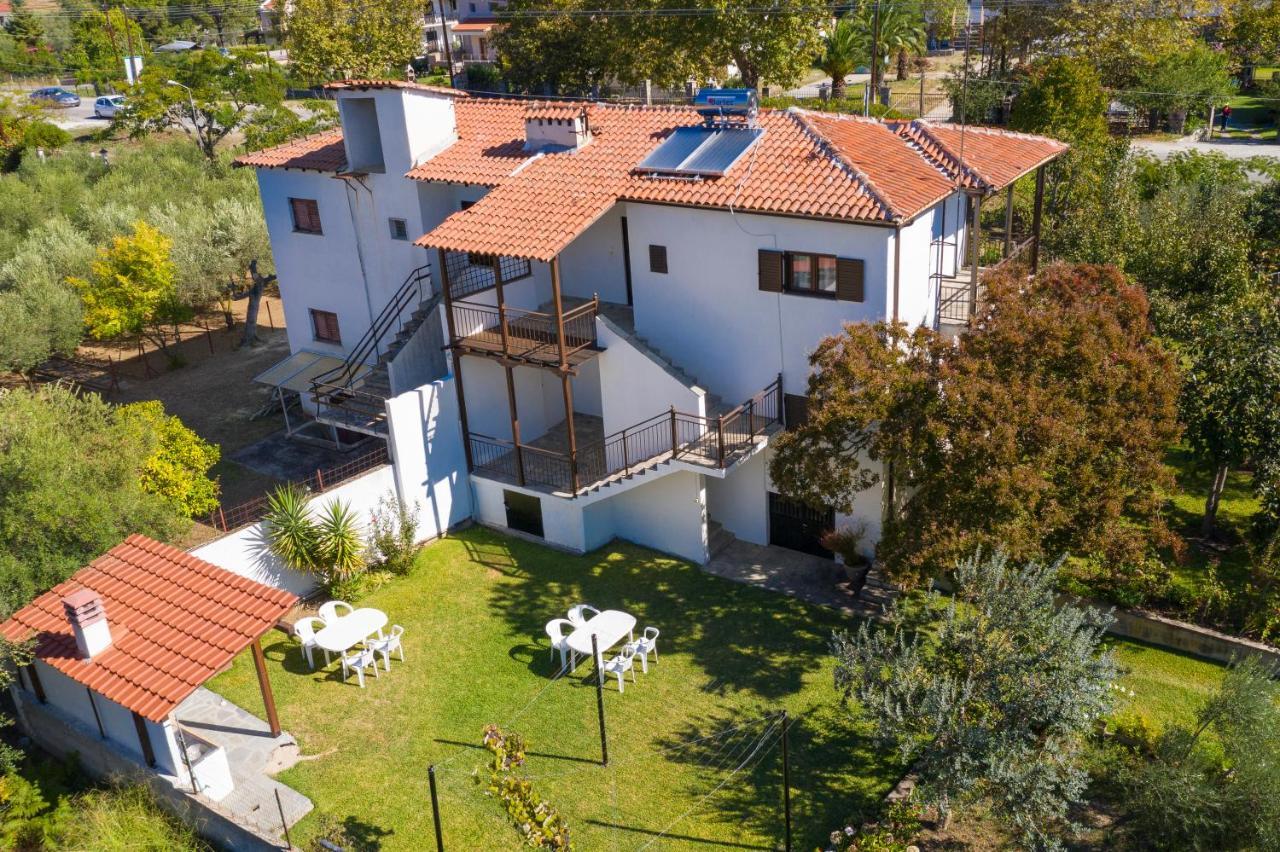 Ferienwohnung Blooming Memories Vourvourou Exterior foto
